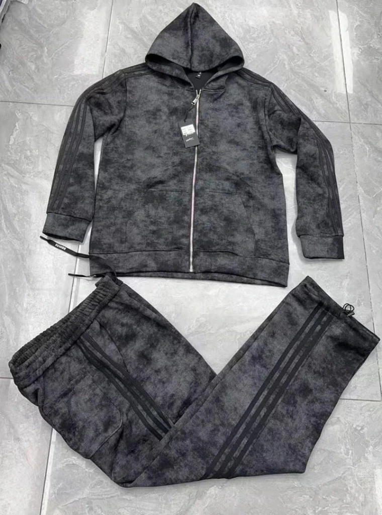 Joging pull noir addidas