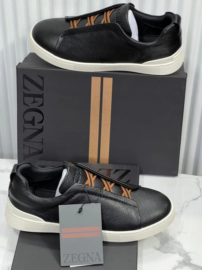ZEGNA en cuir